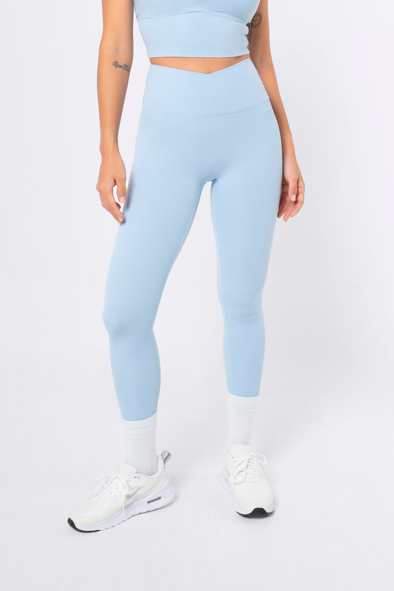 Latitude Crossover Leggings