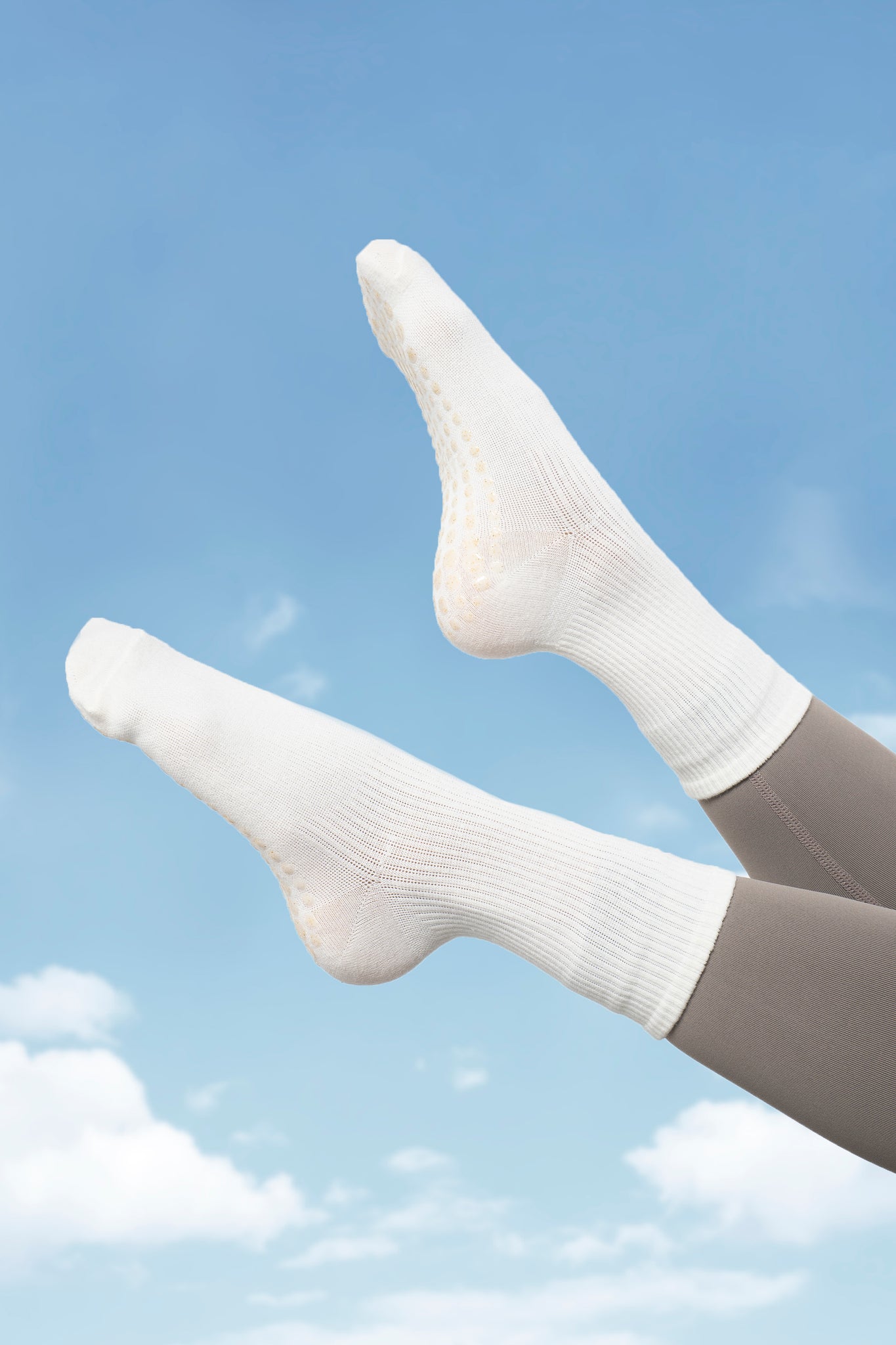 Stride Non Slip Grip Socks (2-Pairs)