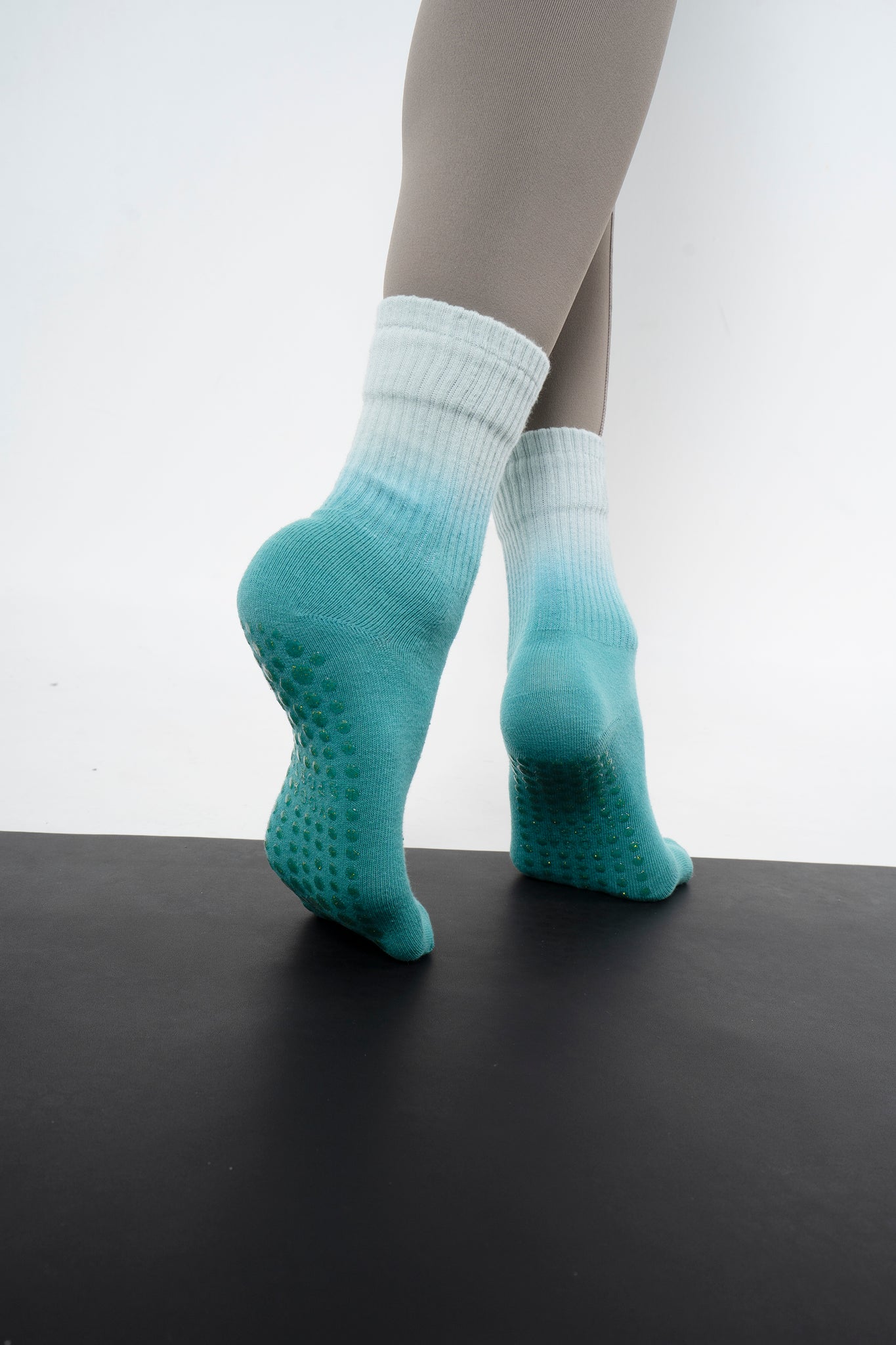 Honey Non Slip Grip Socks (2-Pairs)