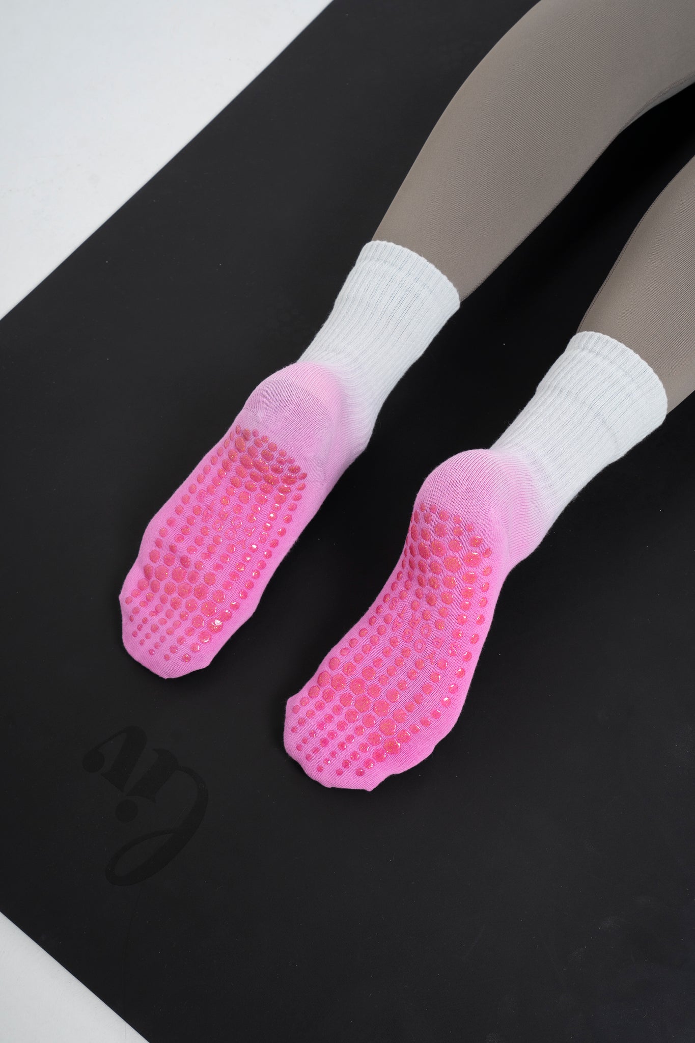 Honey Non Slip Grip Socks (2-Pairs)