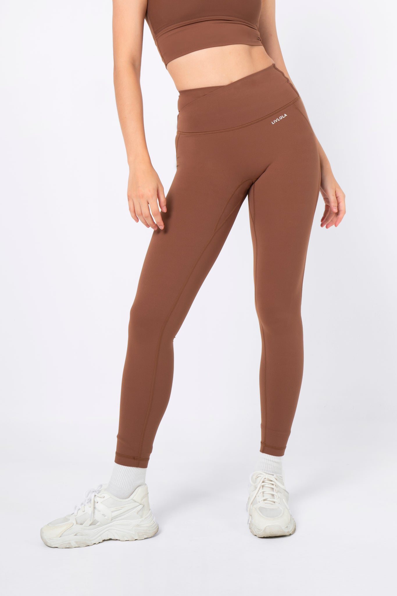 Hot Shot Crossover Pocket Leggings